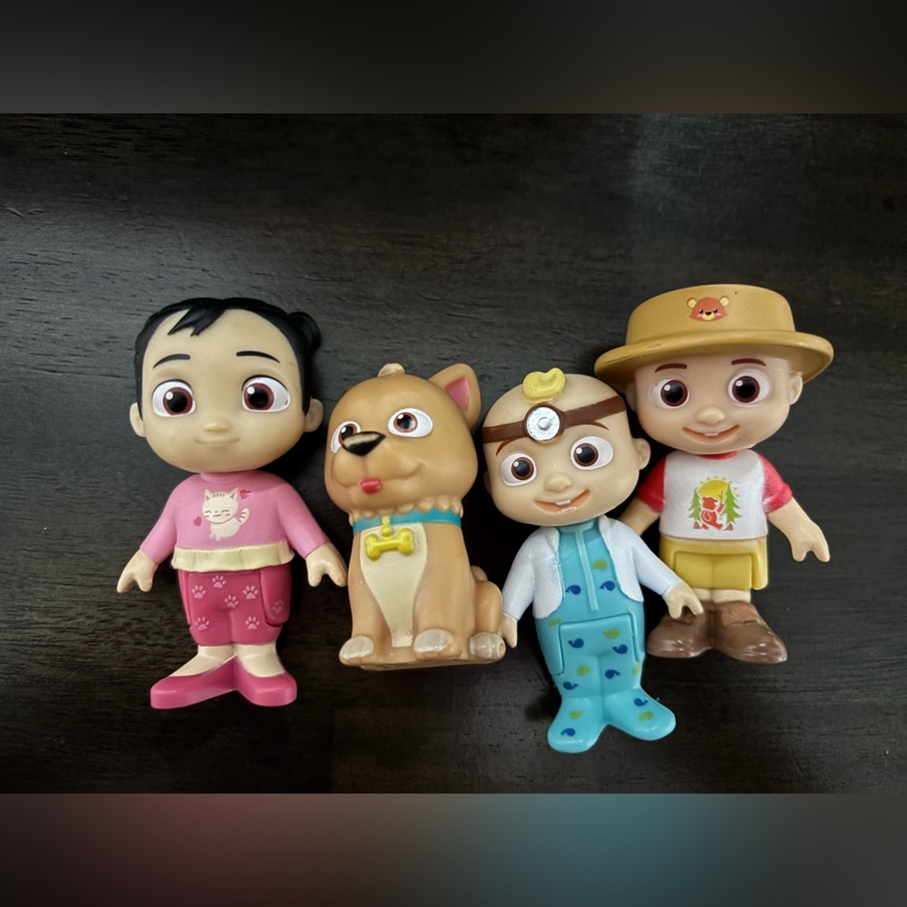 Set of 4 Coco melon figurines
